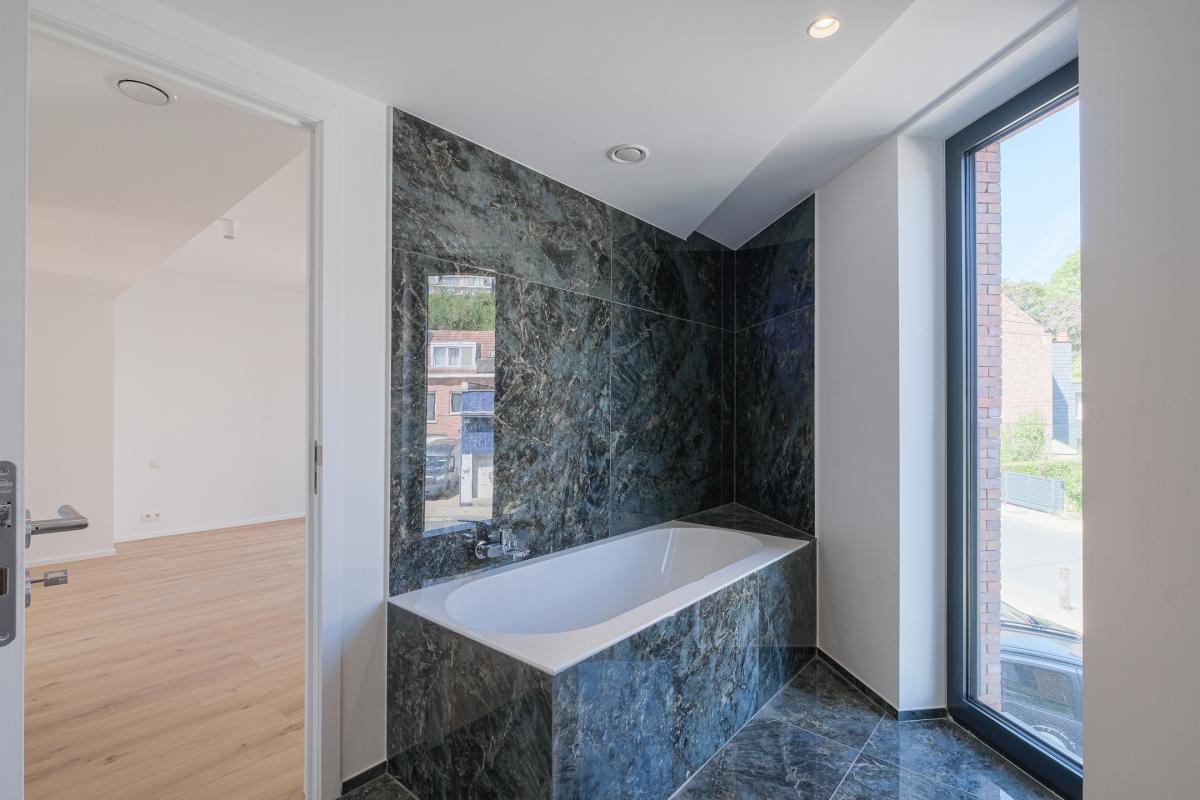 Saint Job/Lycée Français appartement 1ch 76m² + terrasse