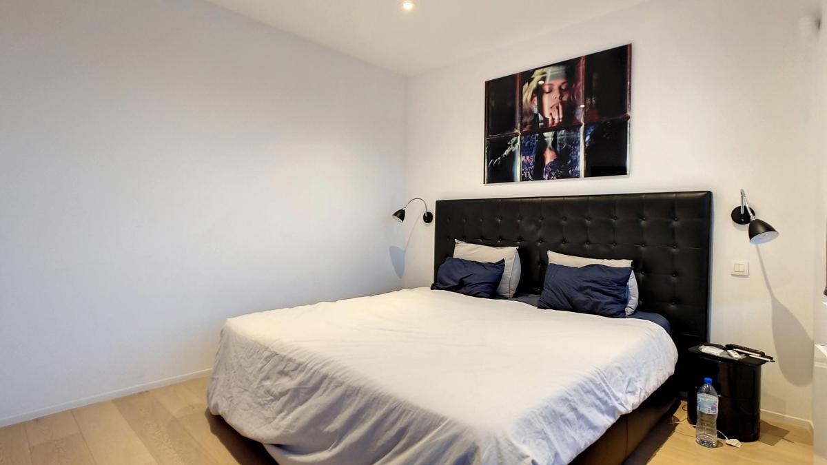 Boulevard de Waterloo : Superbe Penthouse meublé 