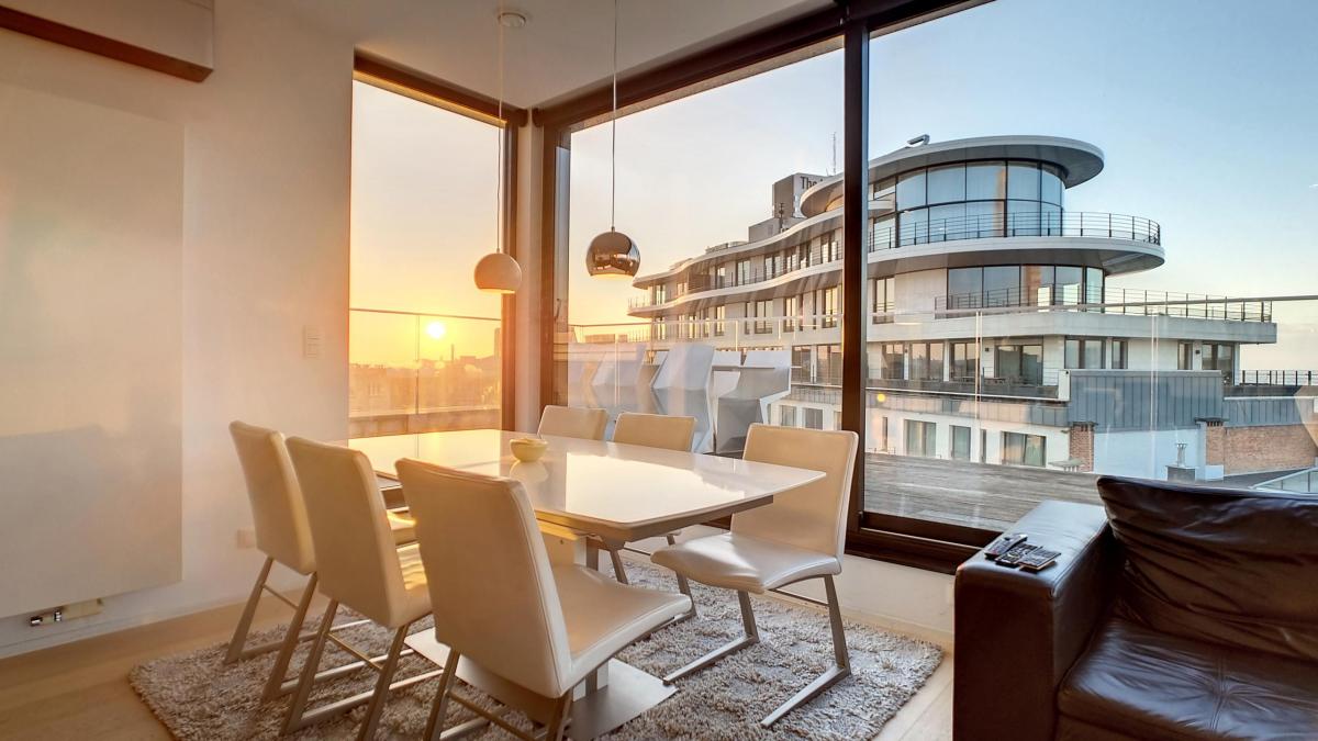 Boulevard de Waterloo : Superbe Penthouse meublé 