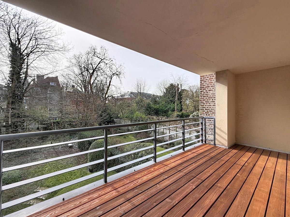 Vert Chasseur : Superbe appartement contemporain + terrasse