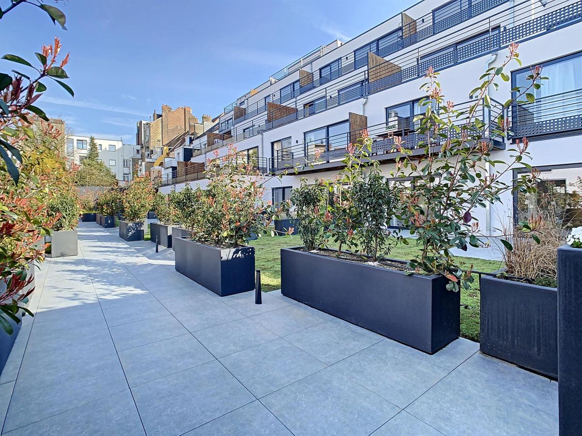 Cottages : Belle maison mitoyenne + terrasses + jardin