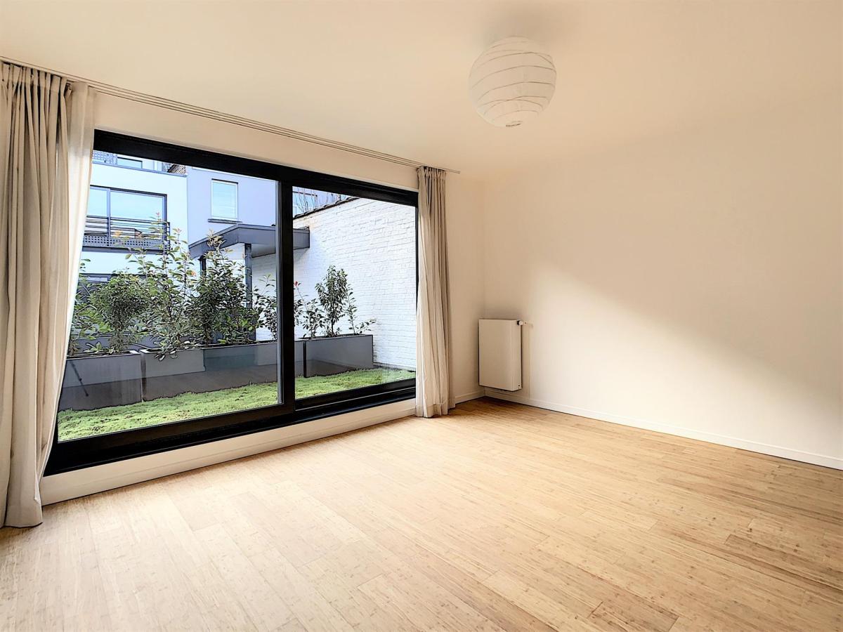 Cottages : Belle maison mitoyenne + terrasses + jardin