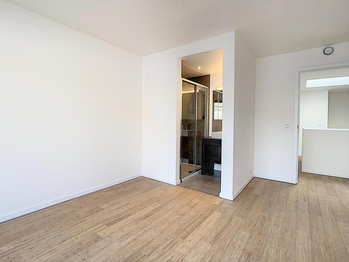 Cottages : Belle maison mitoyenne + terrasses + jardin