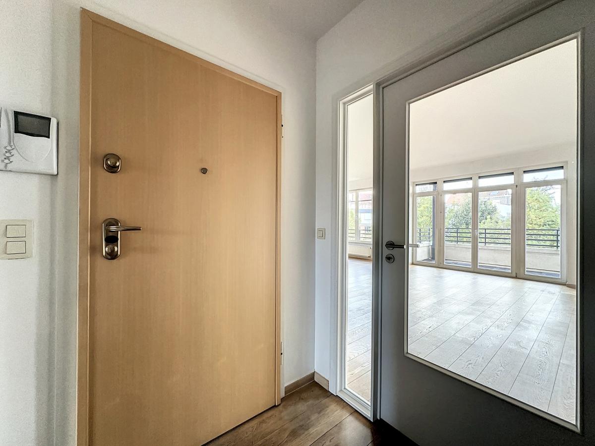 Brugmann Court : Superbe appartement 4 chambres + terrasse