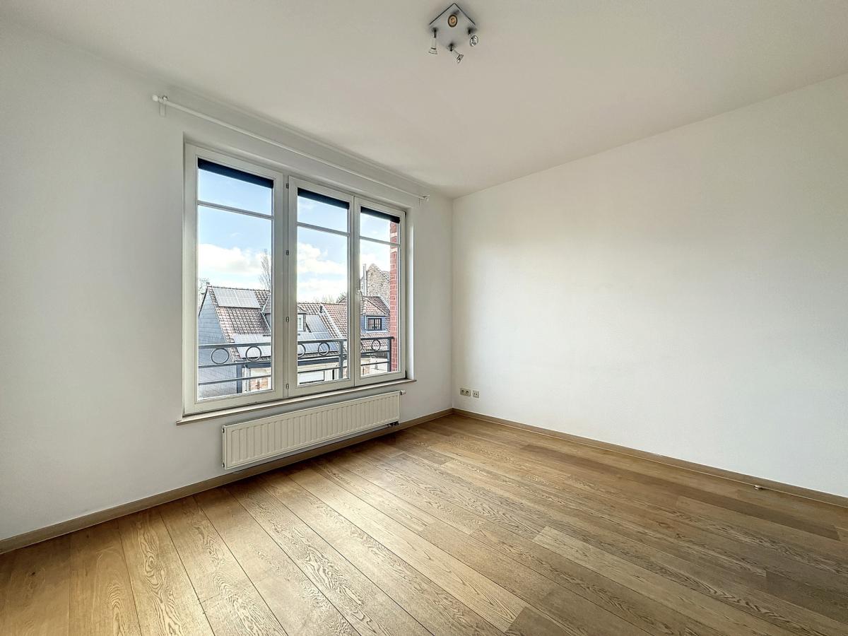 Brugmann Court : Superbe appartement 4 chambres + terrasse