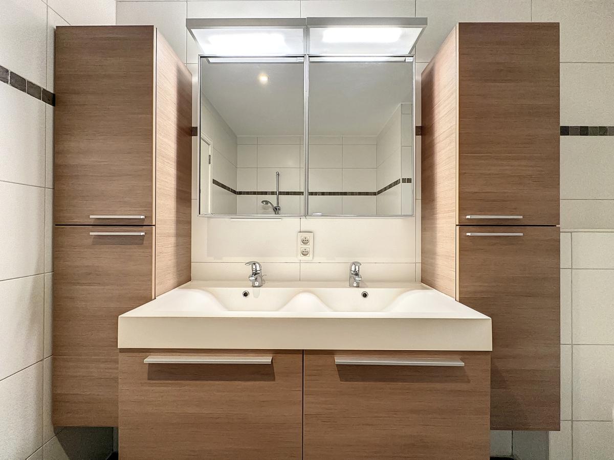 Brugmann Court : Superbe appartement 4 chambres + terrasse