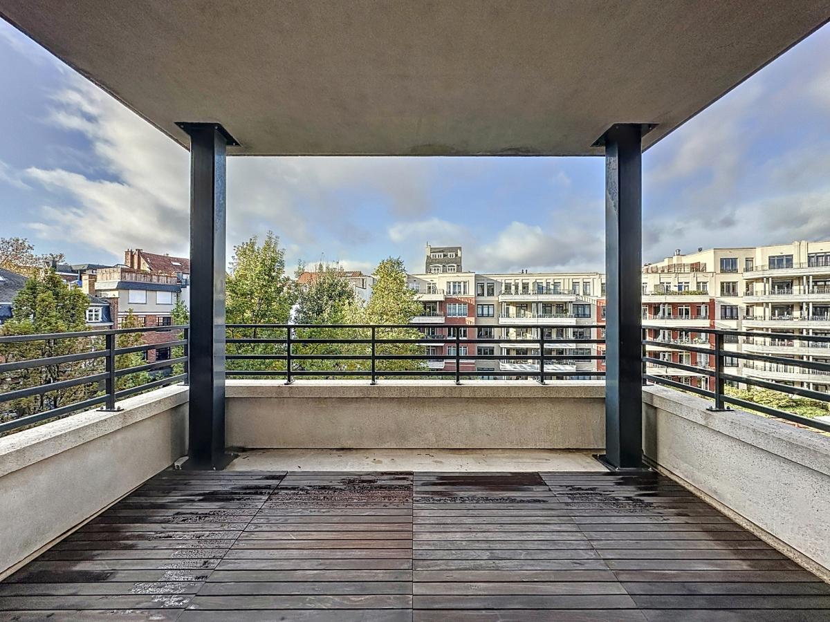 Brugmann Court : Superbe appartement 4 chambres + terrasse