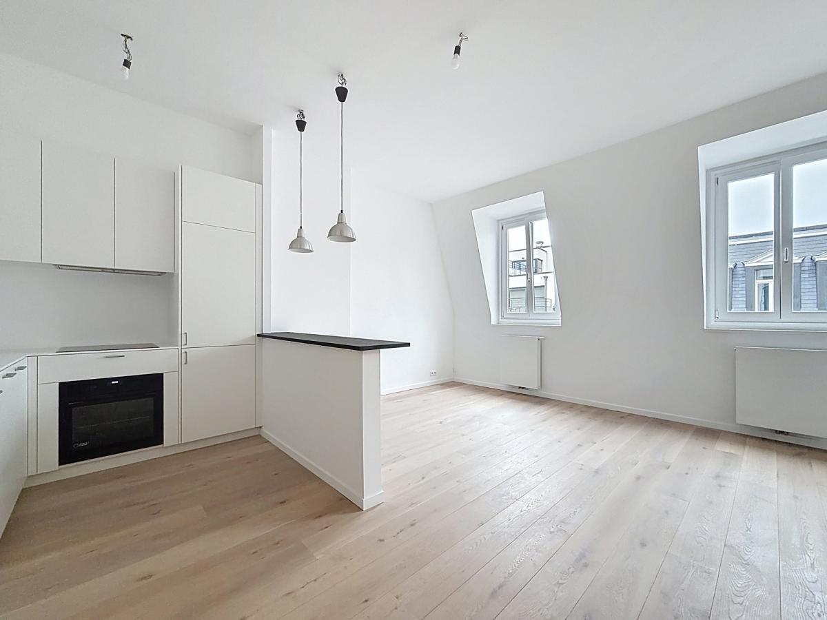 Tenbosch :  Magnifique duplex entièrement rénové 