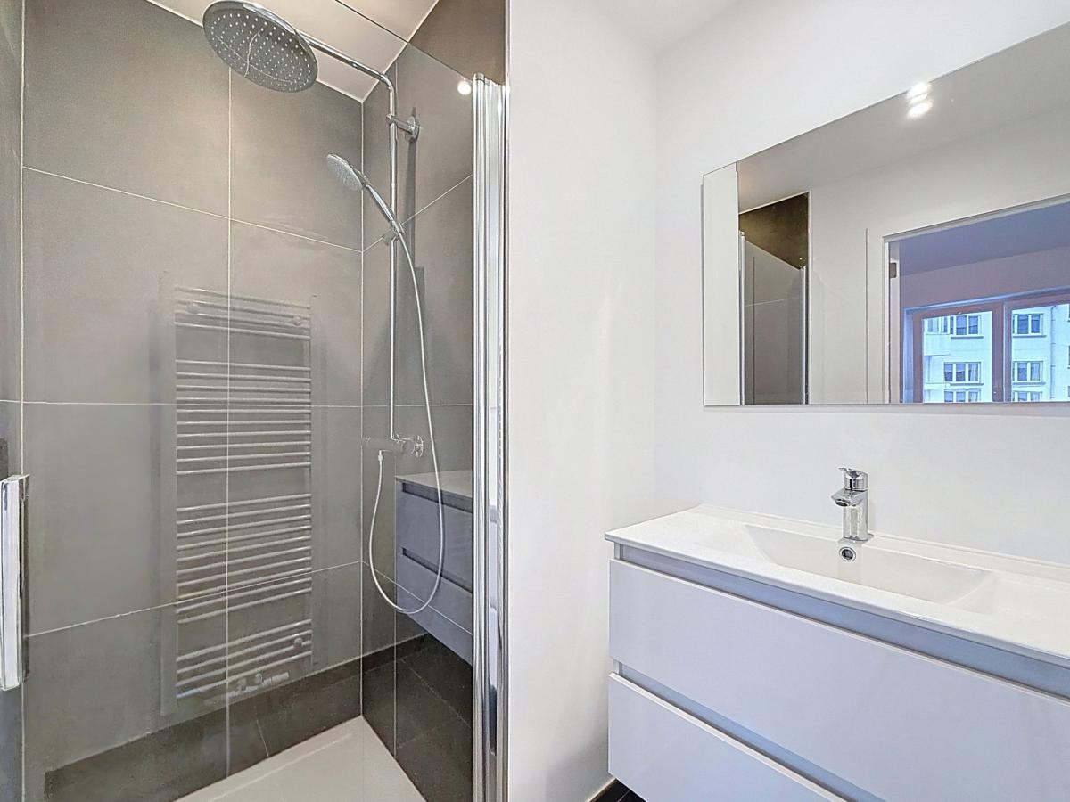 Tenbosch :  Magnifique duplex entièrement rénové 