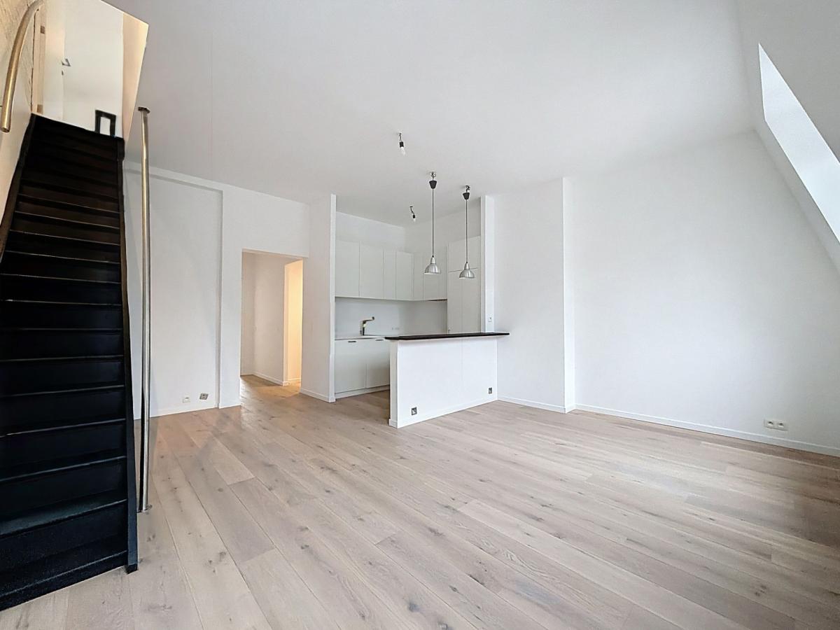 Tenbosch :  Magnifique duplex entièrement rénové 