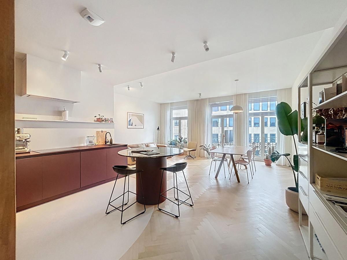 Sablon : Bel appartement meublé 1 ch rénové à neuf