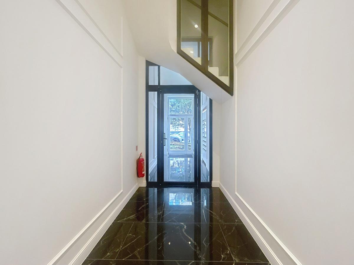 Sablon : Bel appartement meublé 1 ch rénové à neuf