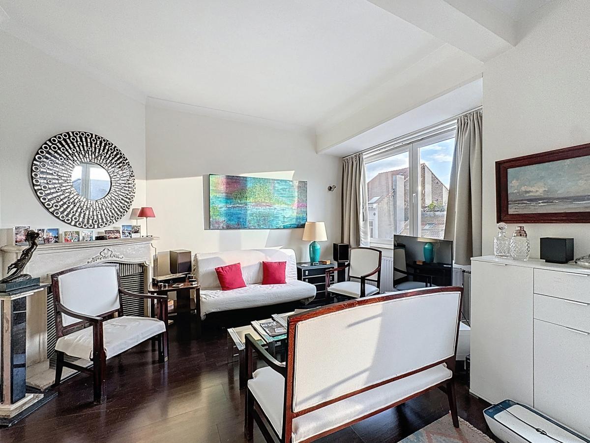 Paul Lauters: Beau studio de ± 32 m² 