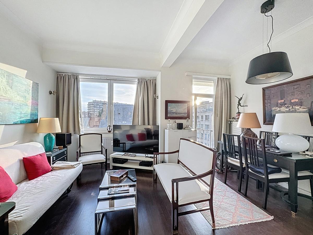 Paul Lauters: Beau studio de ± 32 m² 