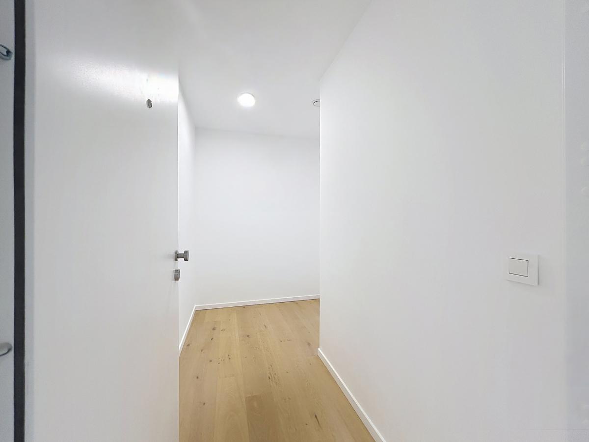 Immeuble The W : Appartement neuf 1ch près UCL avec terrasse