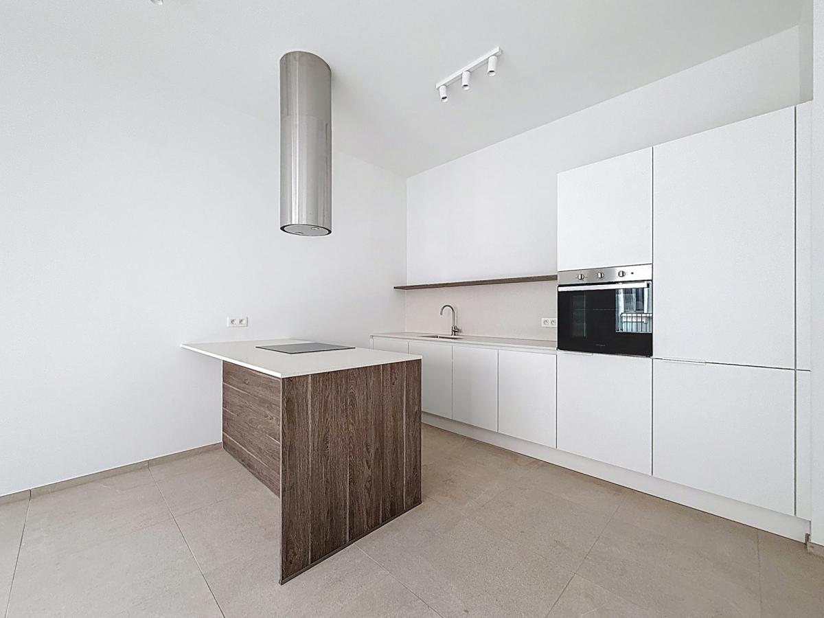 JOURDAN : Bel appartement neuf 3 CH + Terasse