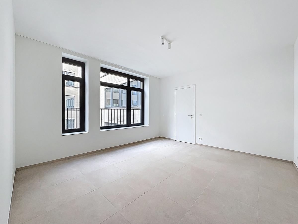 JOURDAN : Bel appartement neuf 3 CH + Terasse