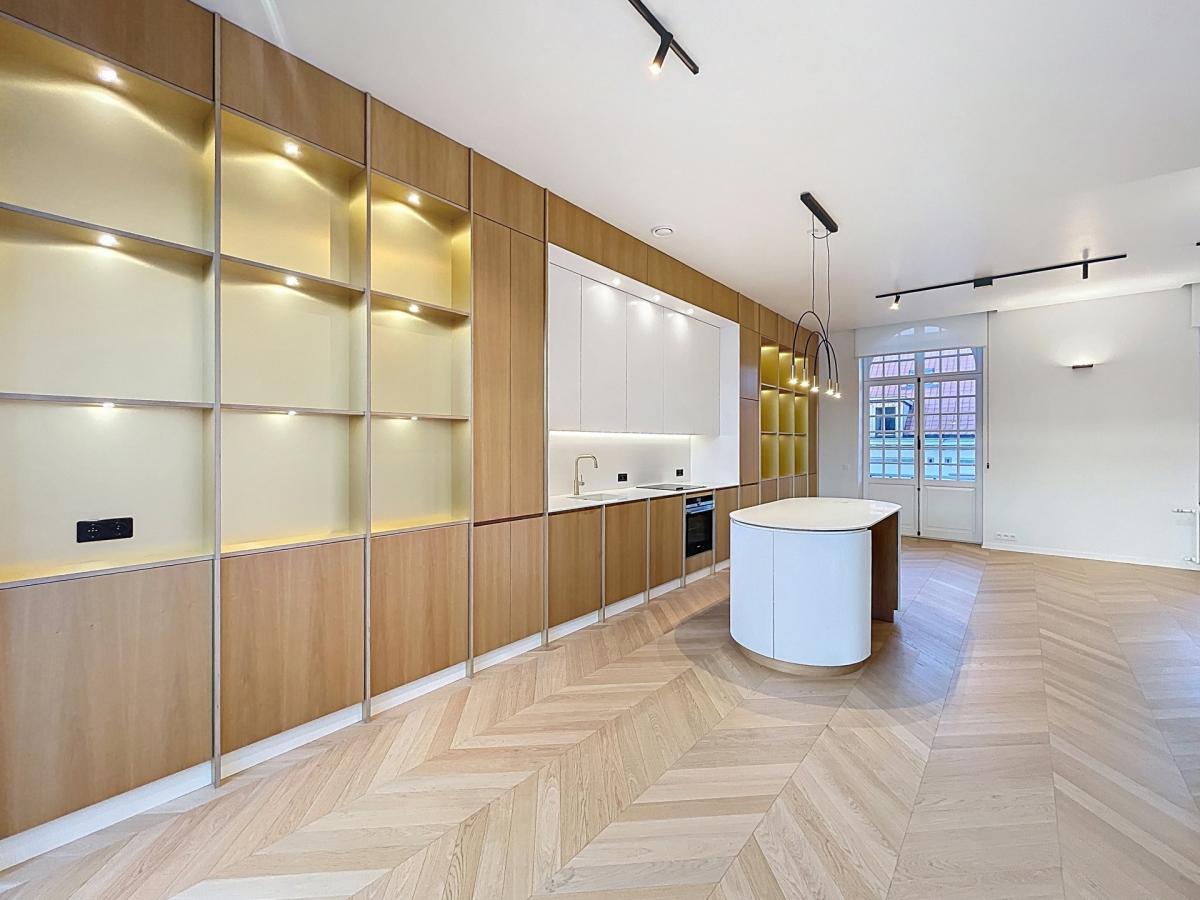 Quartier Européen - Magnifique triplex 3ch avec terrasse