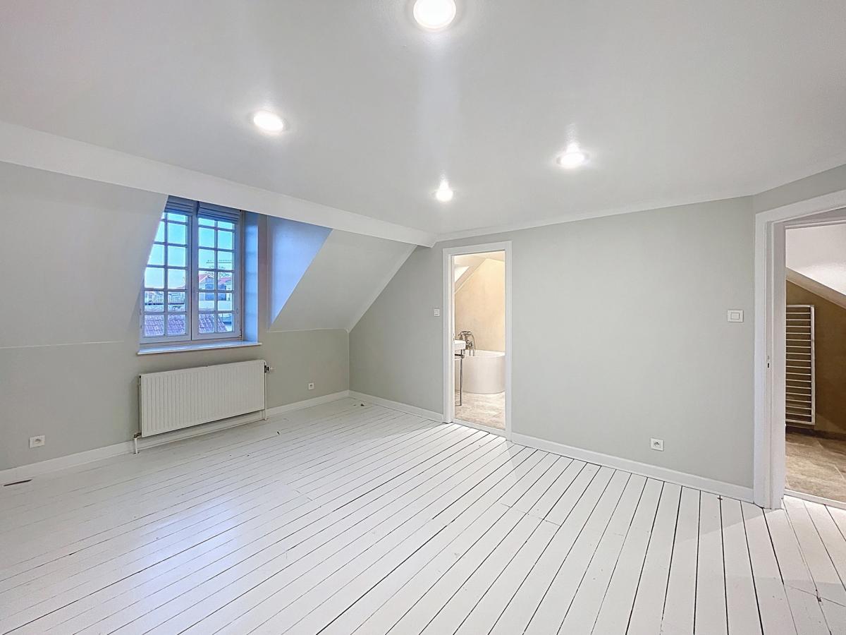 Quartier Européen - Magnifique triplex 3ch avec terrasse