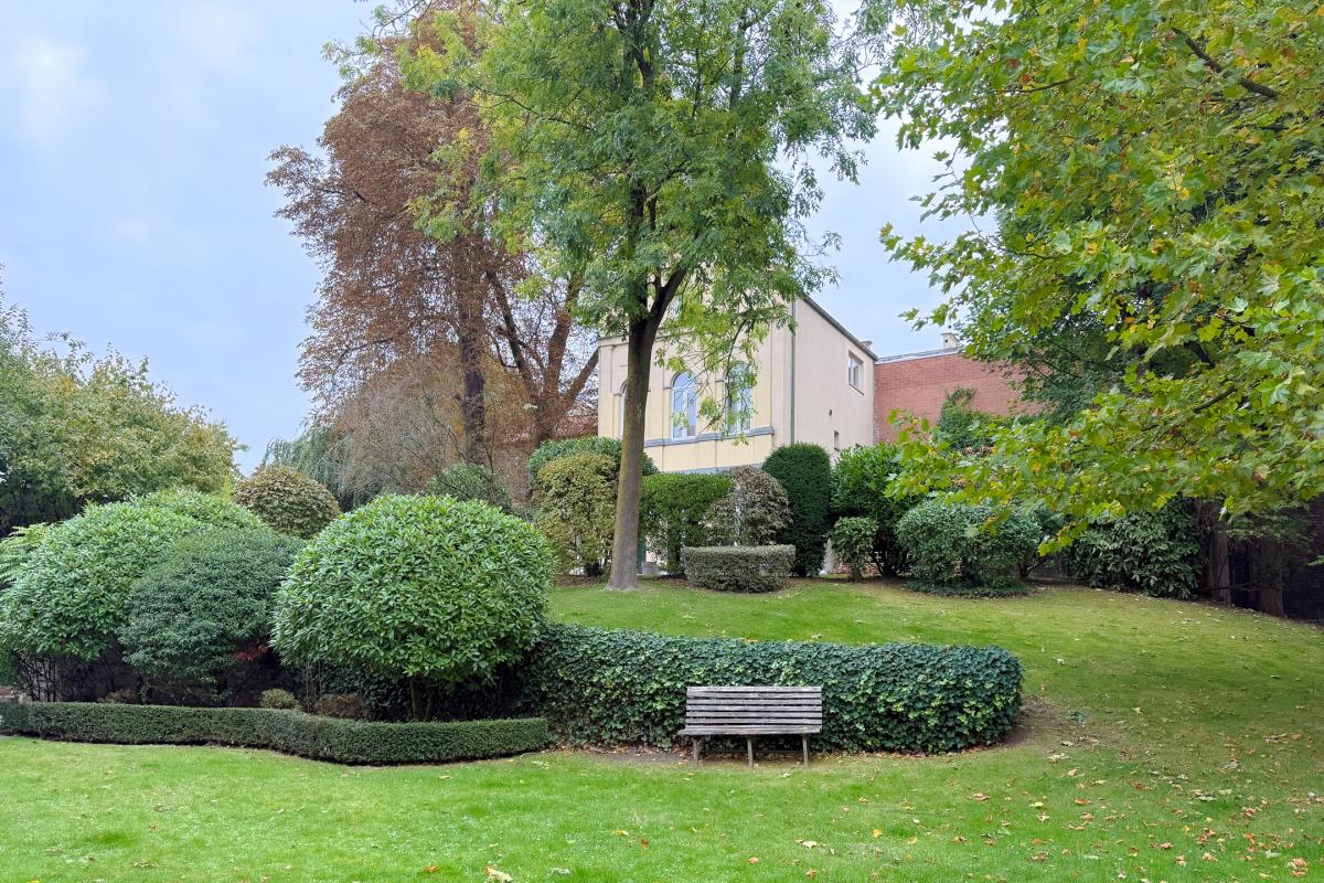 Magnifique triplex 4 CH avec jardin et parking