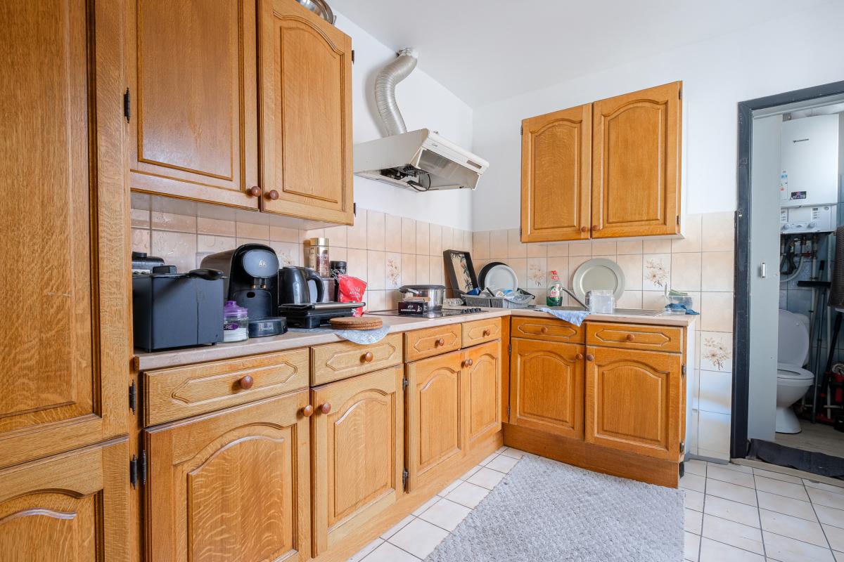 Maison à rafraîchir de ± 235 m² bruts, avec cour intérieure.