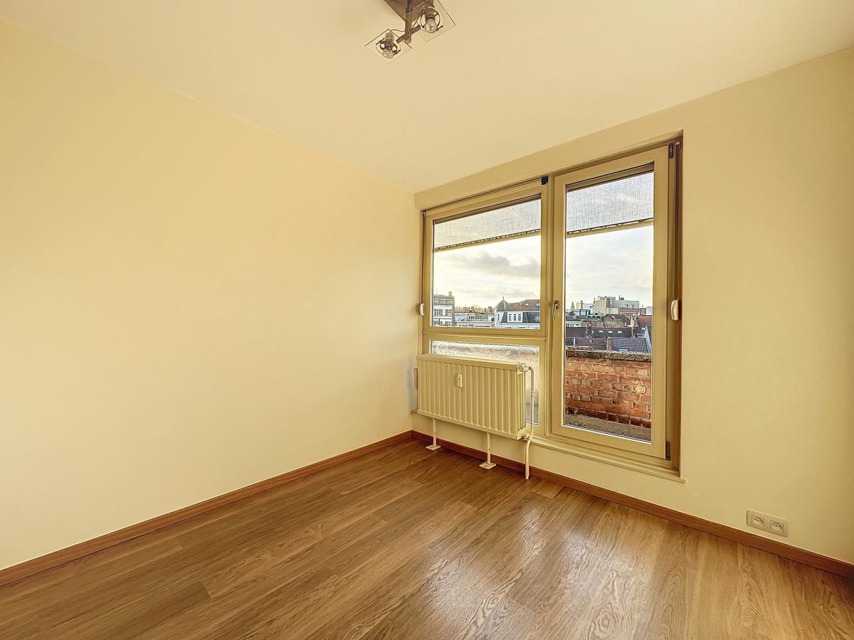 Lauters : Superbe penthouse avec une grande terrasse