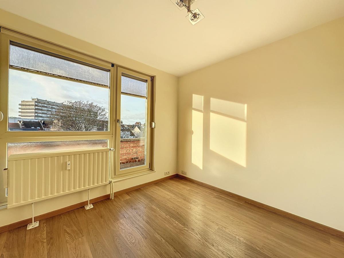 Lauters : Superbe penthouse avec une grande terrasse