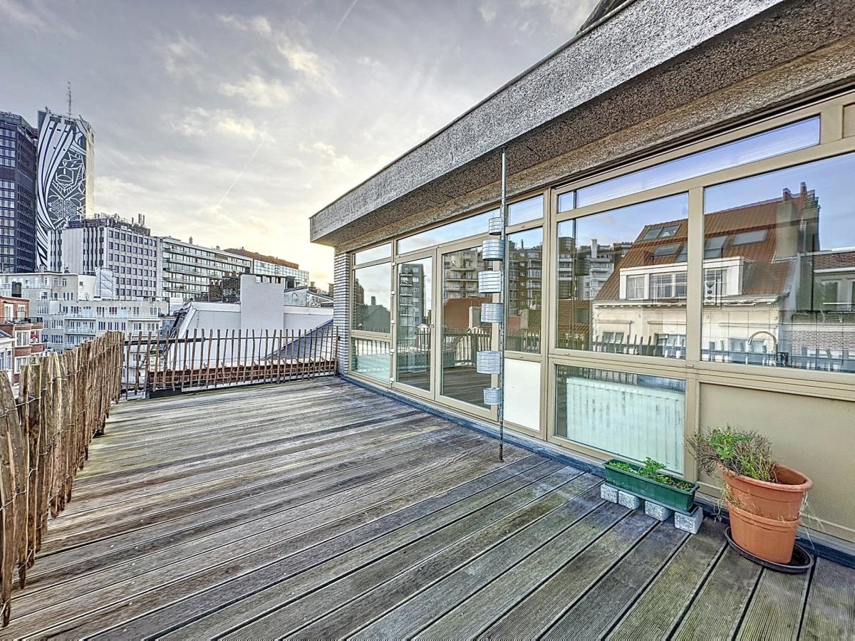 Lauters : Superbe penthouse avec une grande terrasse