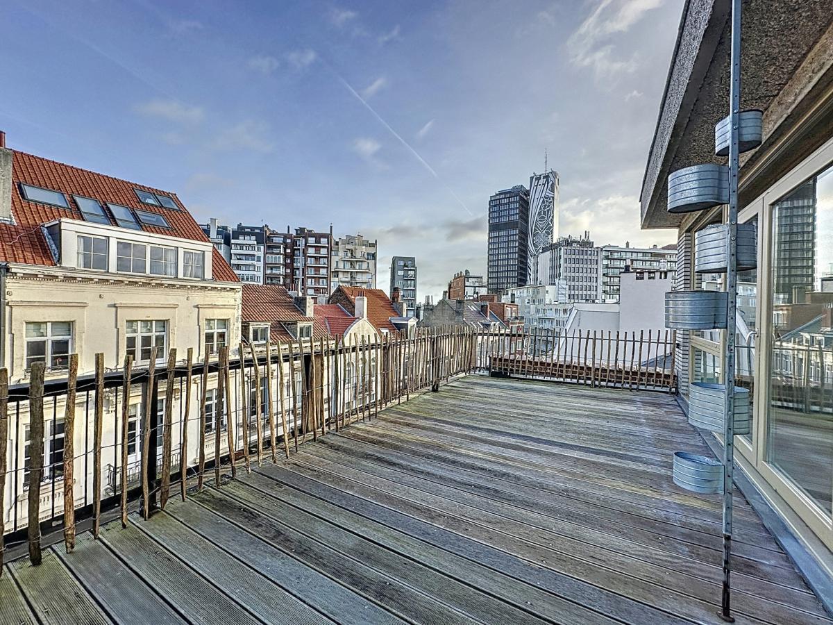 Lauters : Superbe penthouse avec une grande terrasse