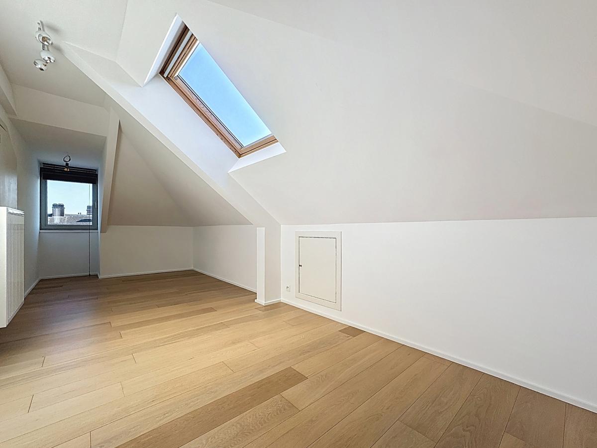 Uccle, Penthouse 2 chambres  avec grande terrasse