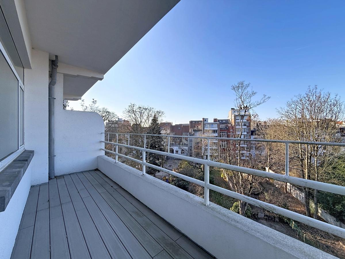 Brugmann : Magnifique appartement 4 chambres + terrasse