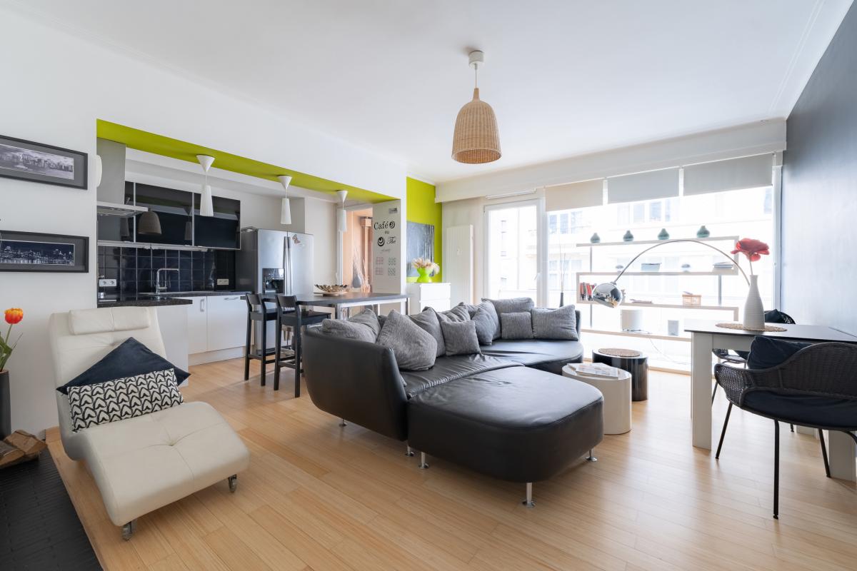 SOUS OFFRE !! Châtelain/Tenbosch: Bel appartement 92m² 2 ch + balcons