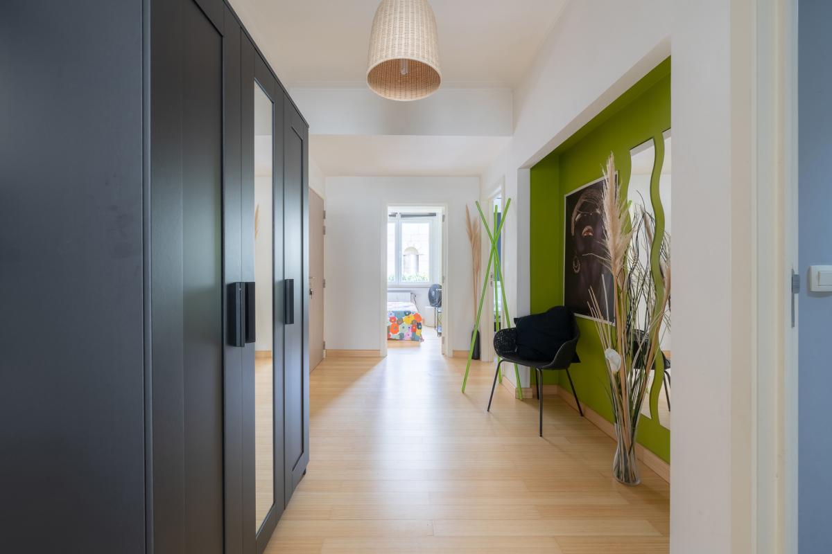 SOUS OFFRE !! Châtelain/Tenbosch: Bel appartement 92m² 2 ch + balcons