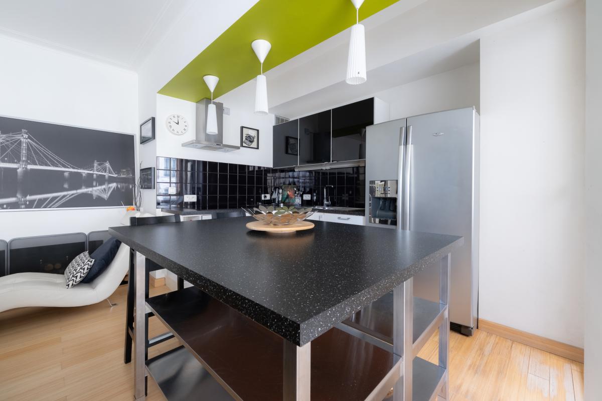 SOUS OFFRE !! Châtelain/Tenbosch: Bel appartement 92m² 2 ch + balcons