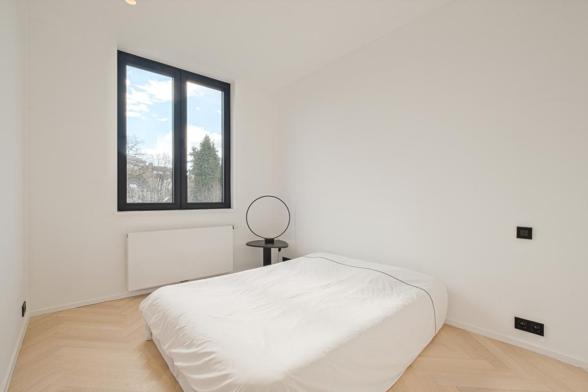 Abbaye, sublime duplex penthouse rénové 3 ch