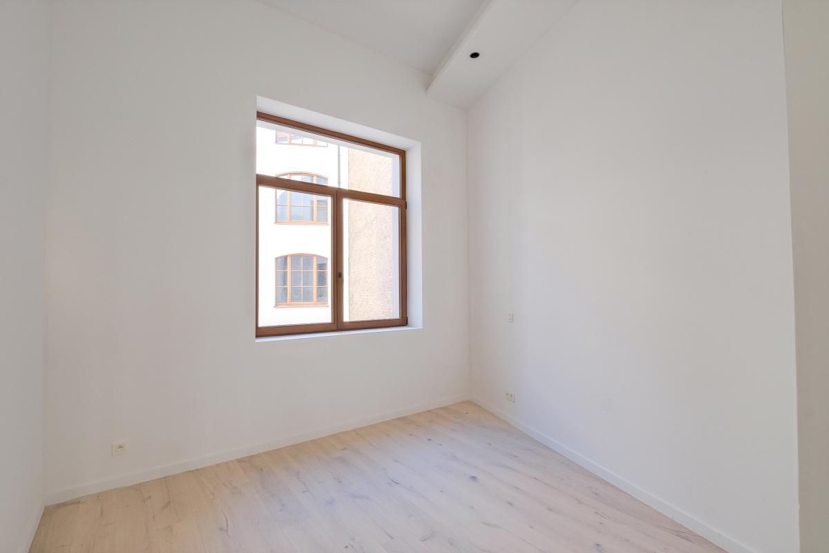 Stephanie/Toison d'or Magnifique studio ±46 m² 