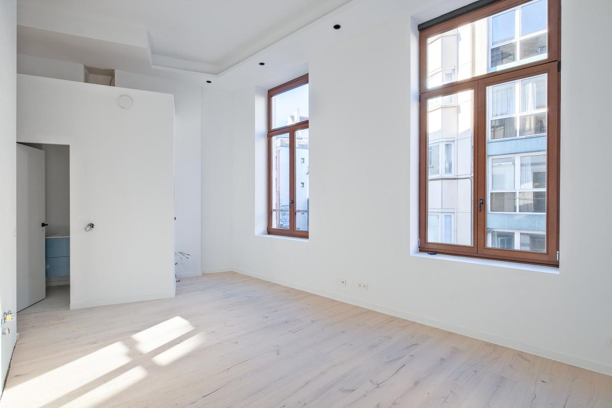 Stephanie/Toison d'or Magnifique studio ±46 m² 