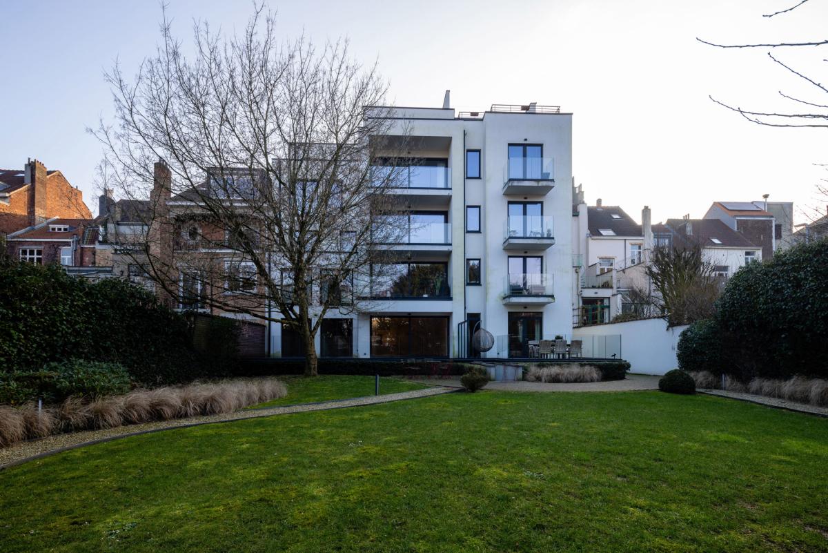RDC - 2 ch ±139m² + terrasse et jardin au cœur de Brugmann