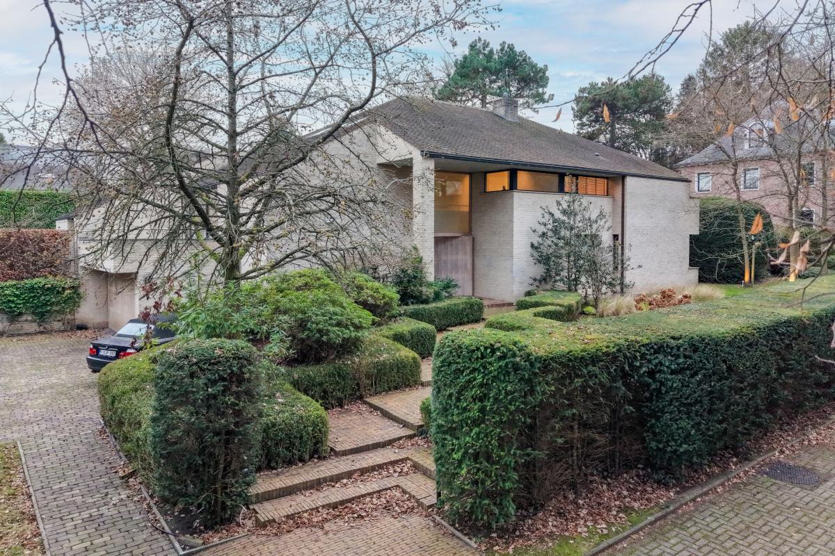 Fort Jaco: magnifique villa de ± 453 m² sur 15 ares - 5 ch.