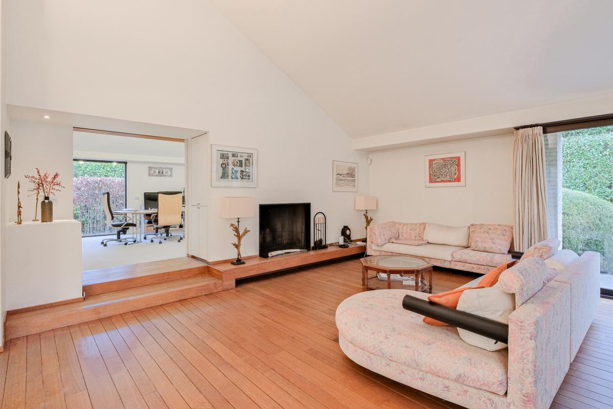 Fort Jaco: magnifique villa de ± 453 m² sur 15 ares - 5 ch.