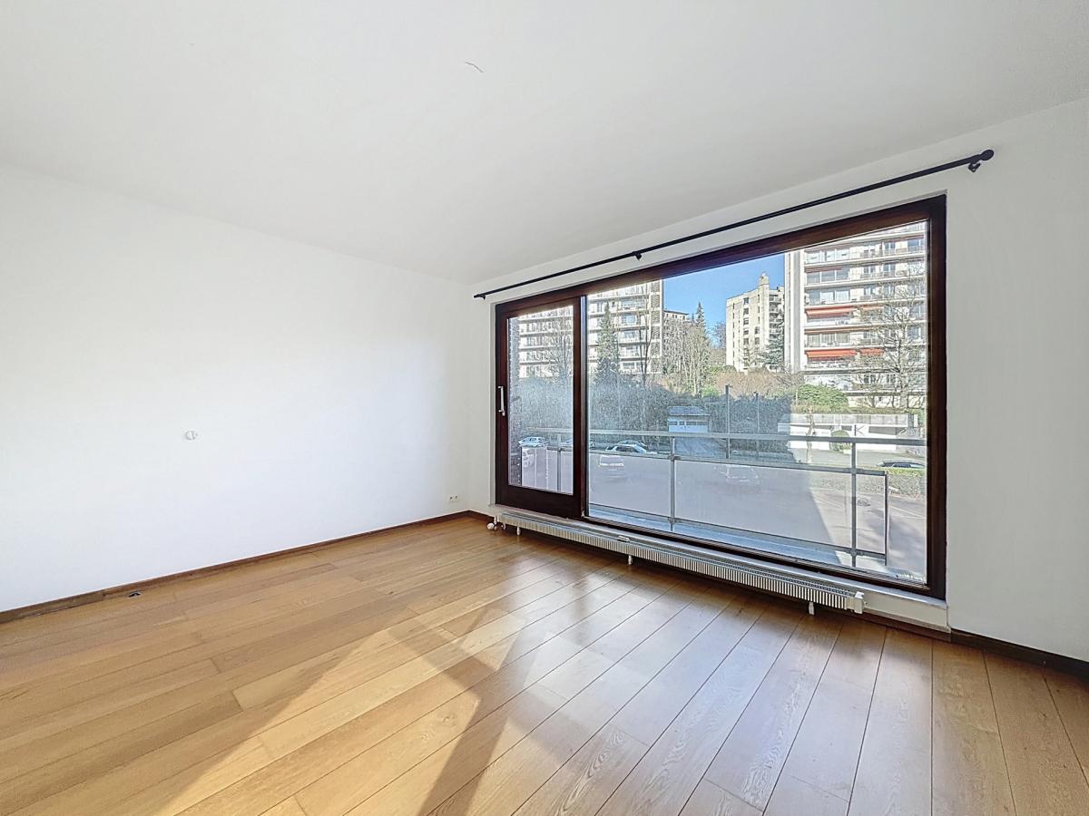 Parc Brugmann: Bel appartement 2 chambres avec jardin commun