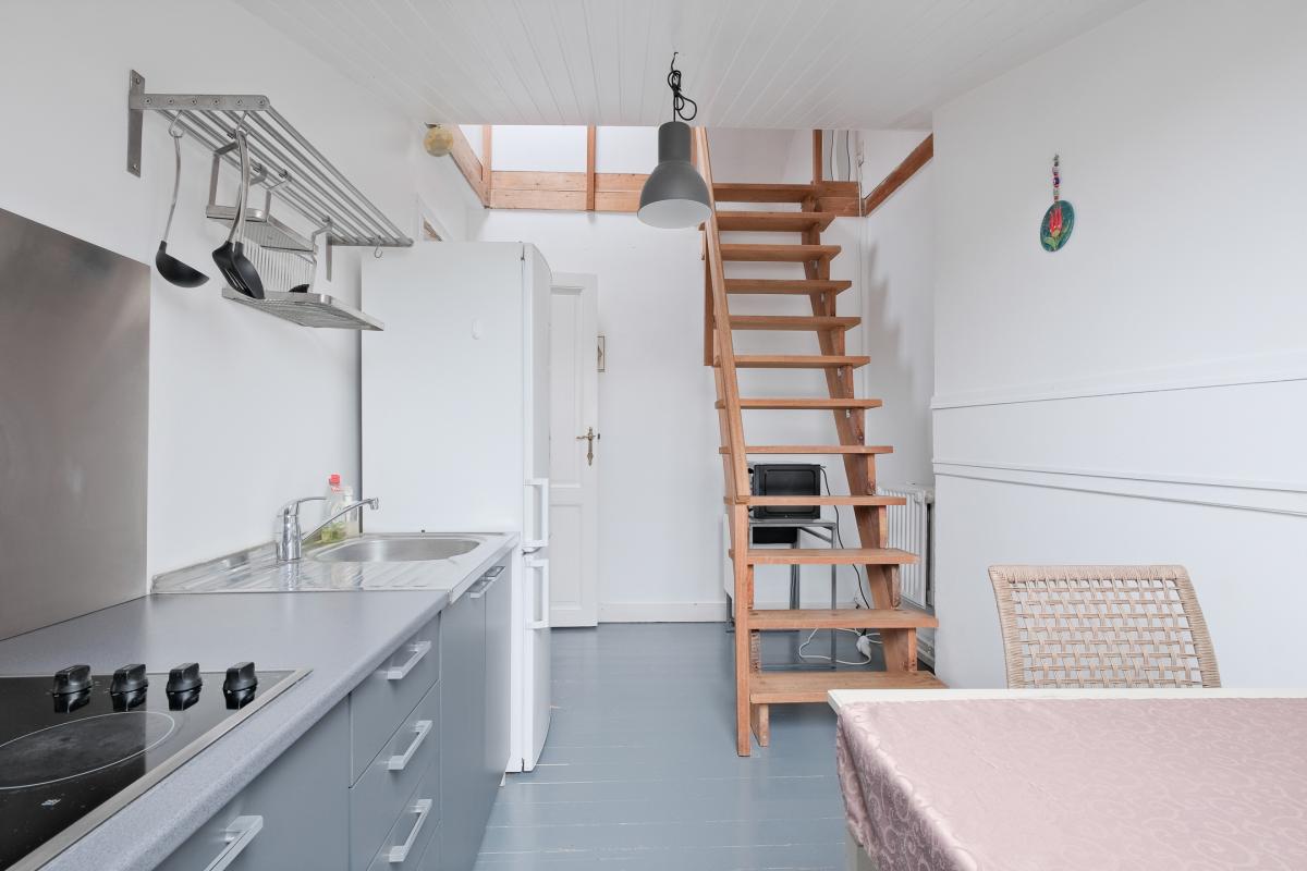 Quartier EU - Immeuble de 3 appartements à régulariser. 