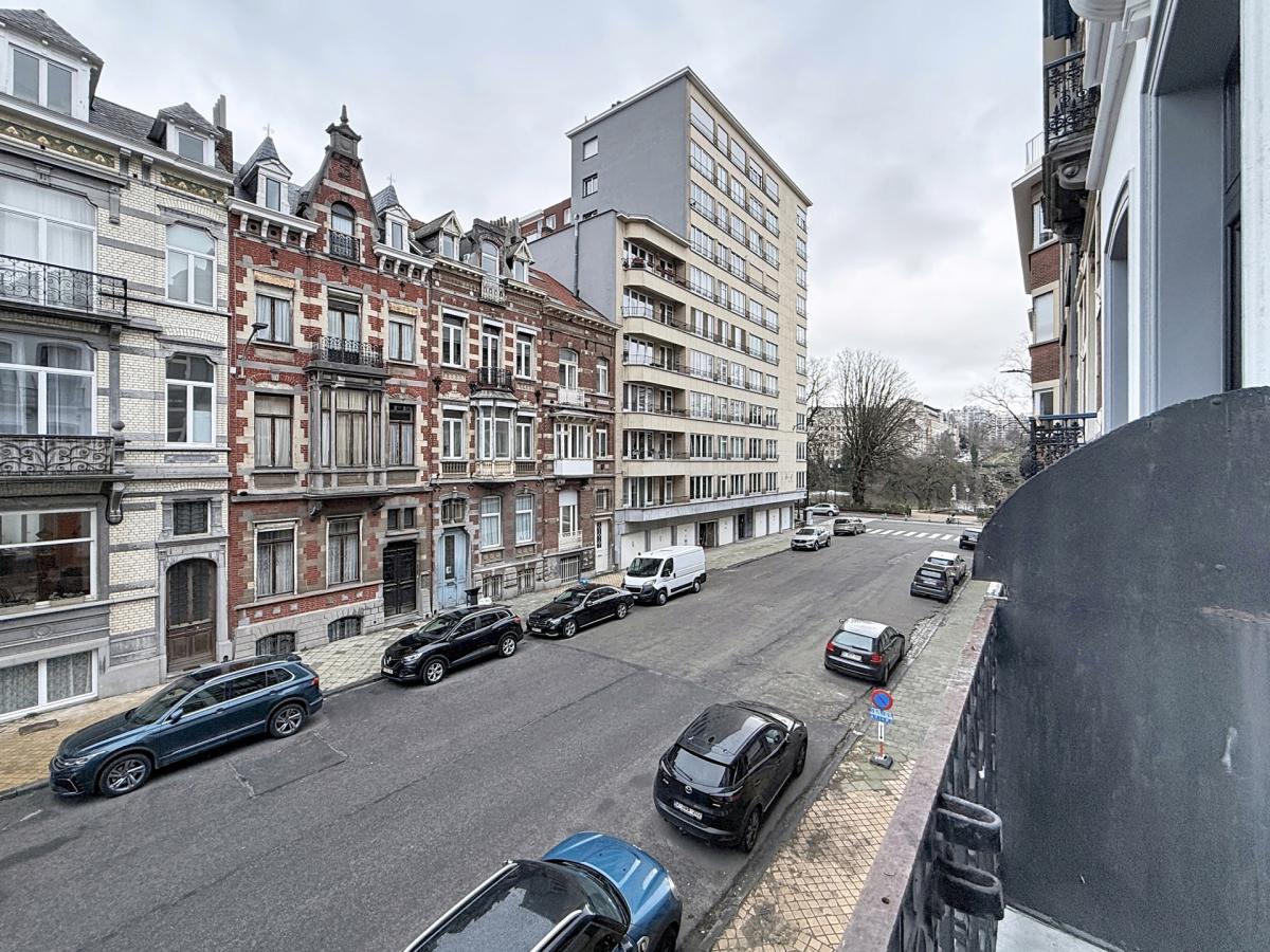 Ambiorix : Superbe appartement meublé d'1 chambre