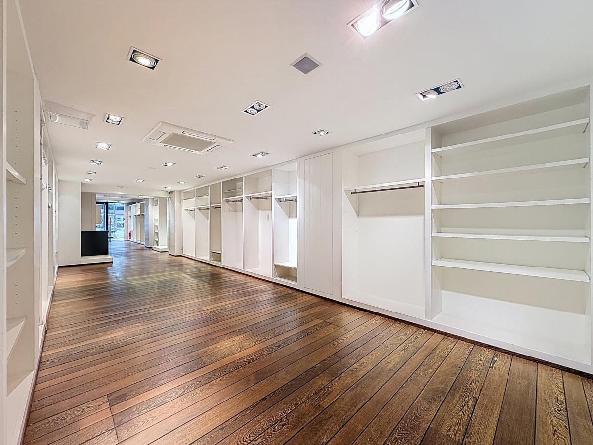 Fort Jaco : Superbe surface commerciale prête à l’emploi