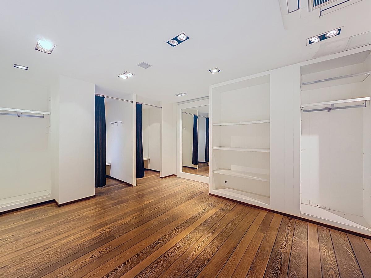 Fort Jaco : Superbe surface commerciale prête à l’emploi