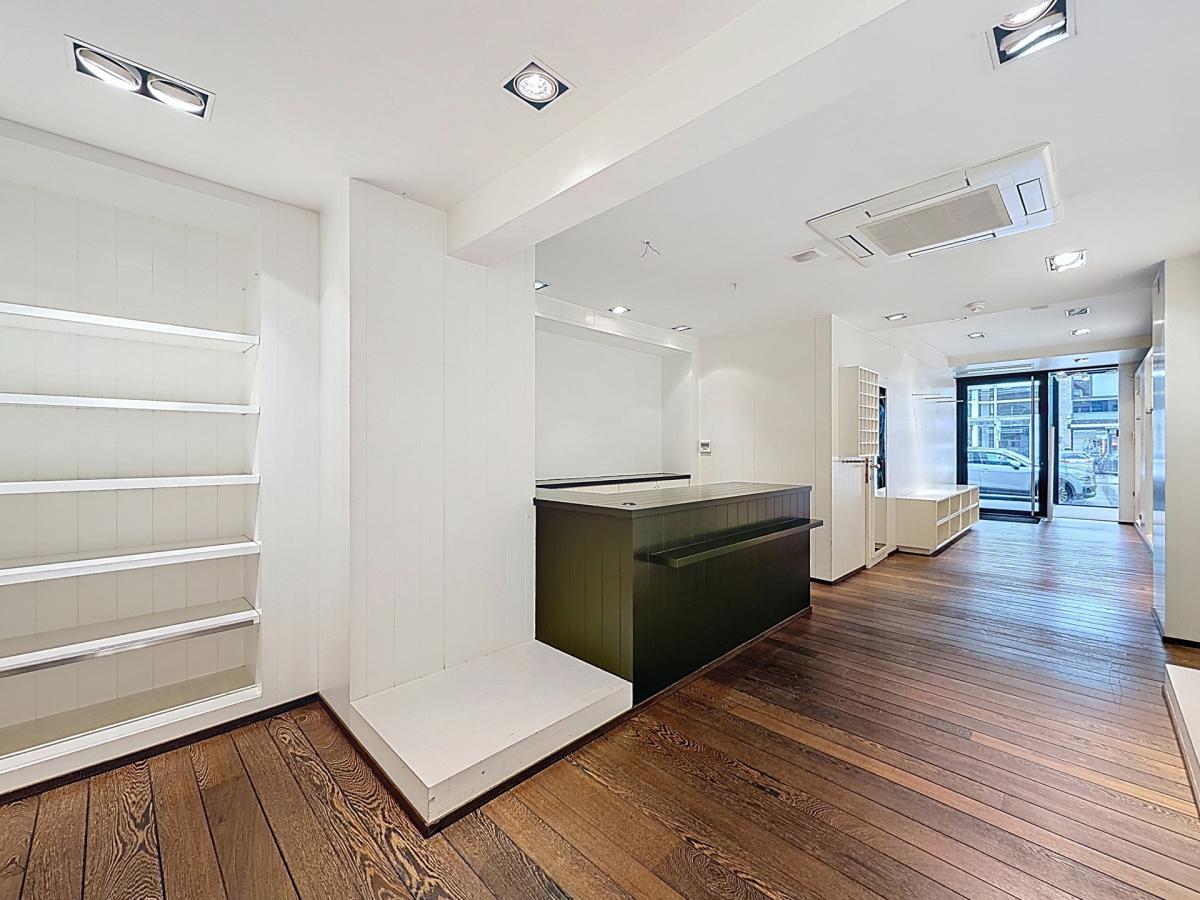 Fort Jaco : Superbe surface commerciale prête à l’emploi