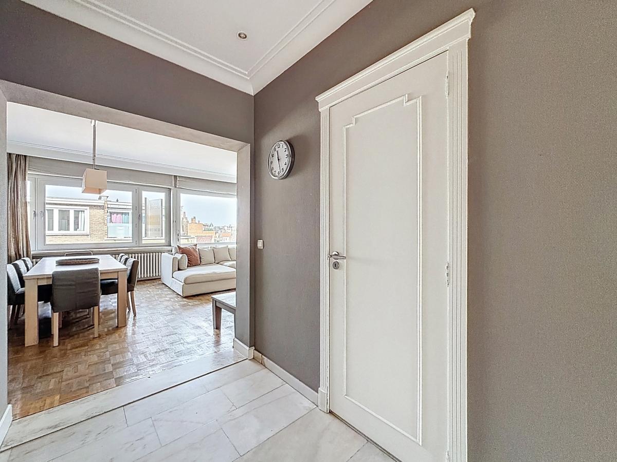 Cavell : Bel appartement meublé 2 chambres 