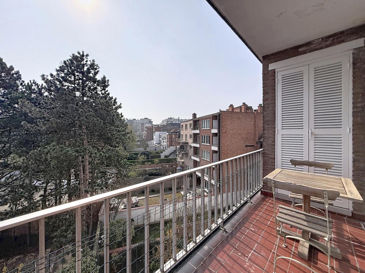 Cavell : Bel appartement meublé 2 chambres 