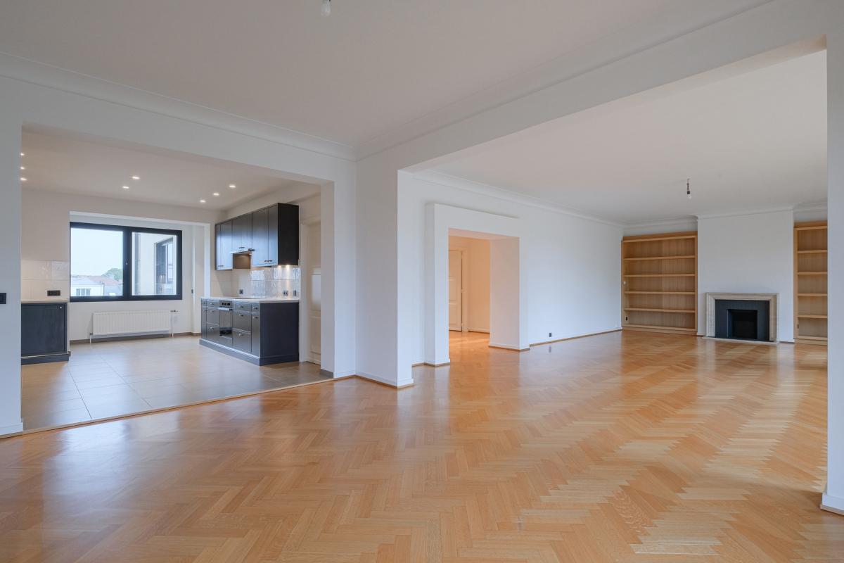 Louise, jardin du Roi, spacieux appartement de 205 m2