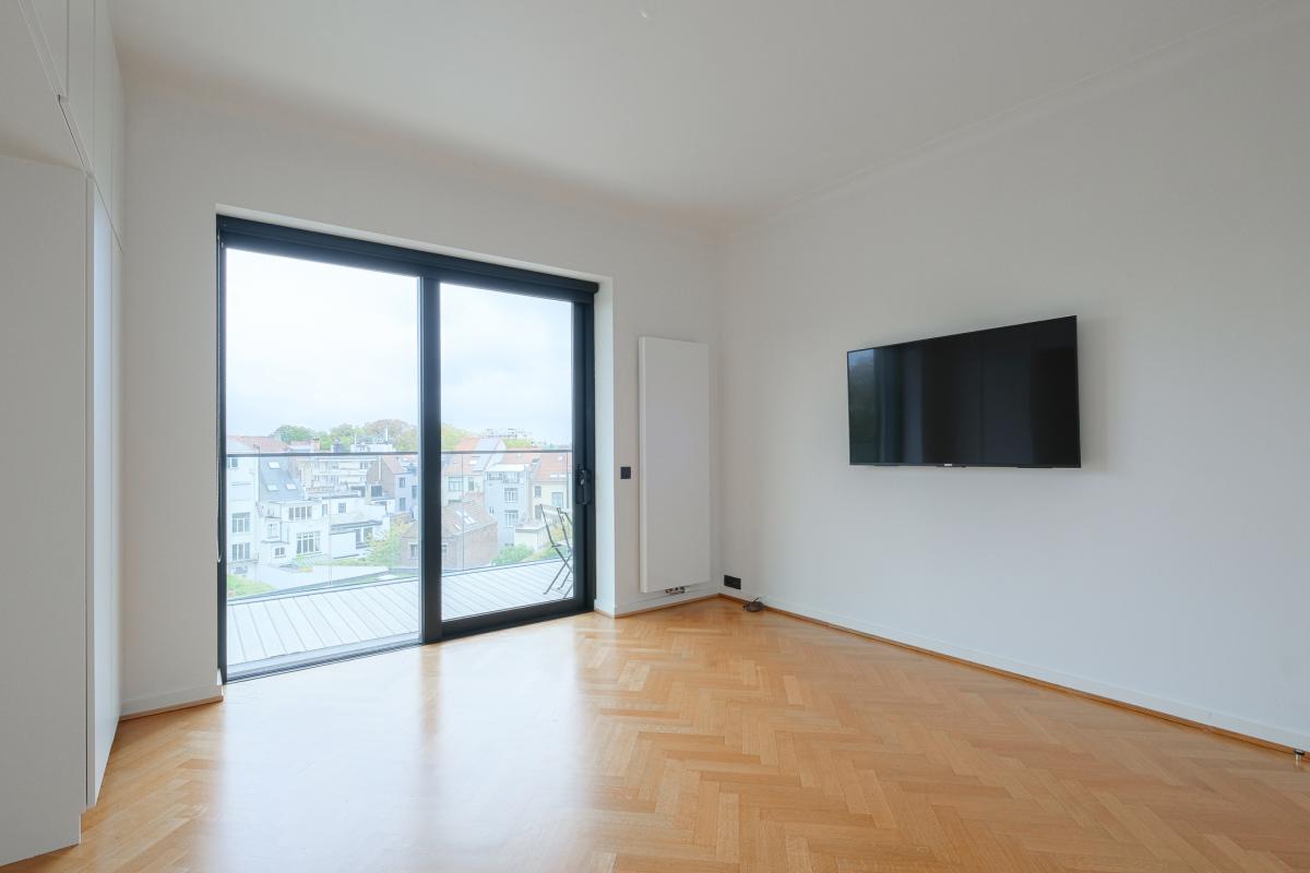 Louise, jardin du Roi, spacieux appartement de 205 m2